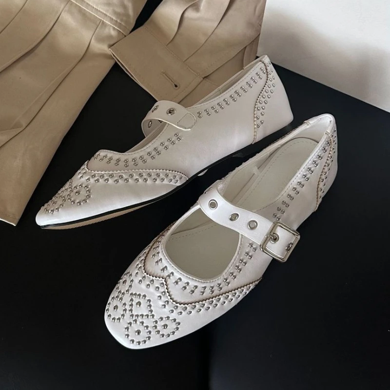 Retro Rivet Buckle Design Flat - огляд і ціна Women Shoes Brands