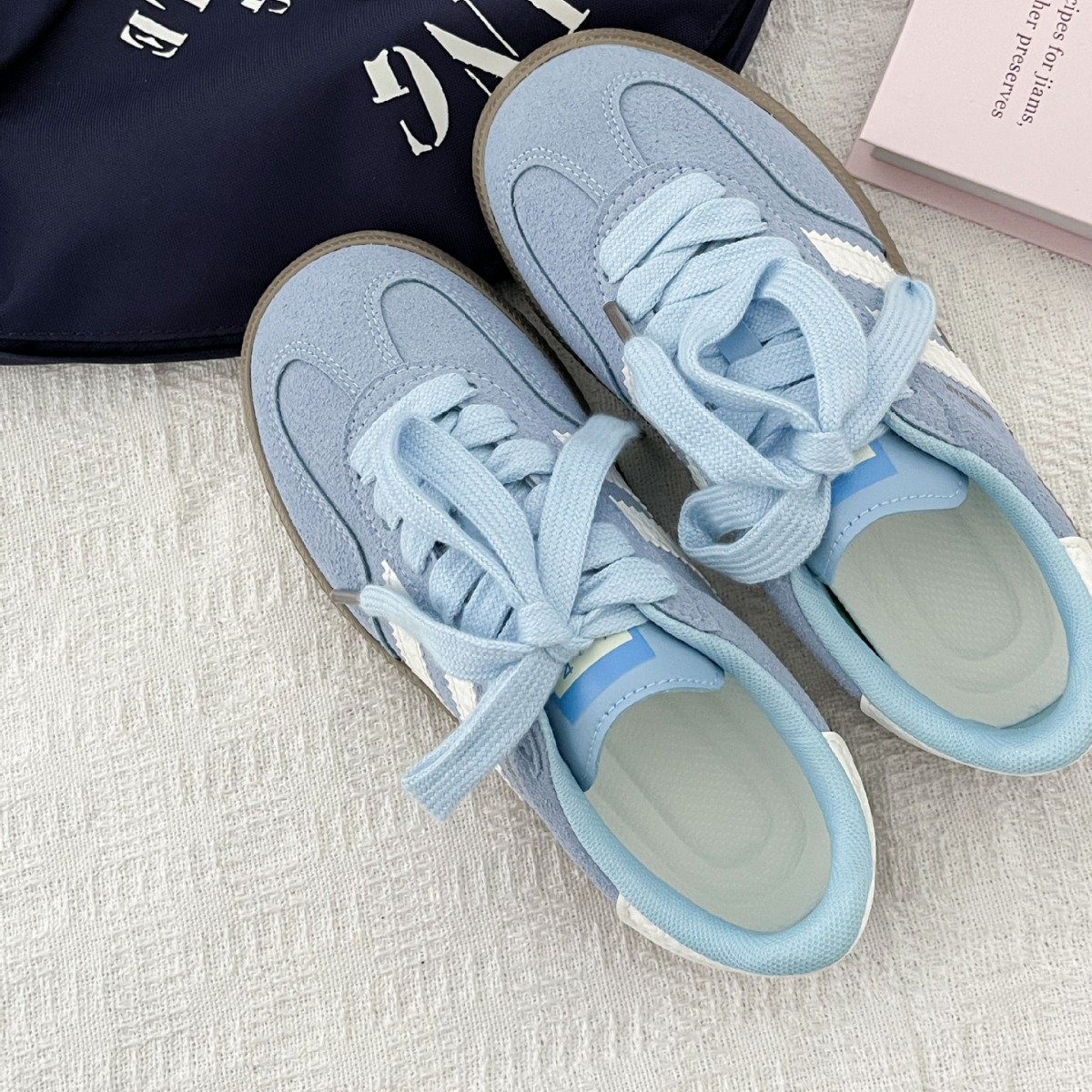 Vintage-style sneakers for wom - огляд і ціна Women'S Shoes Trendy
