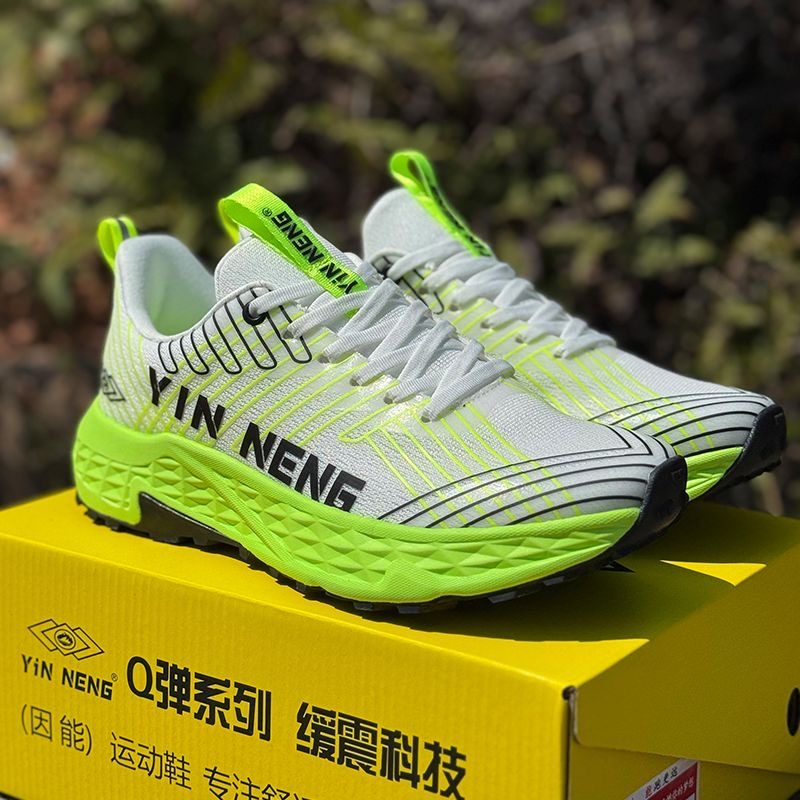 Professional Sports Shoes For  - огляд і ціна Women'S Shoes Vs Men'S