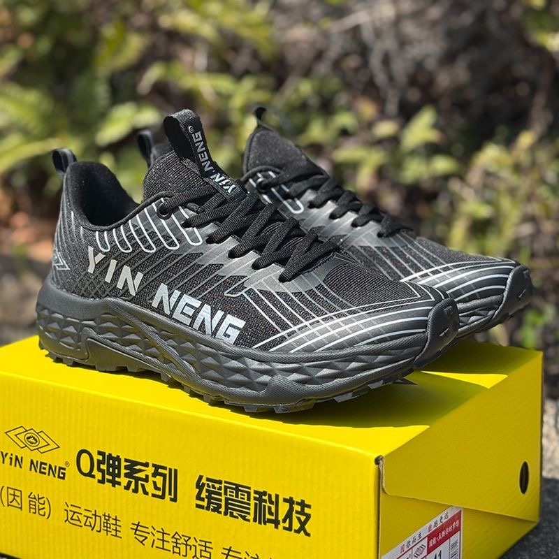 Professional Sports Shoes For  - огляд і ціна Women'S Shoes Vs Men'S