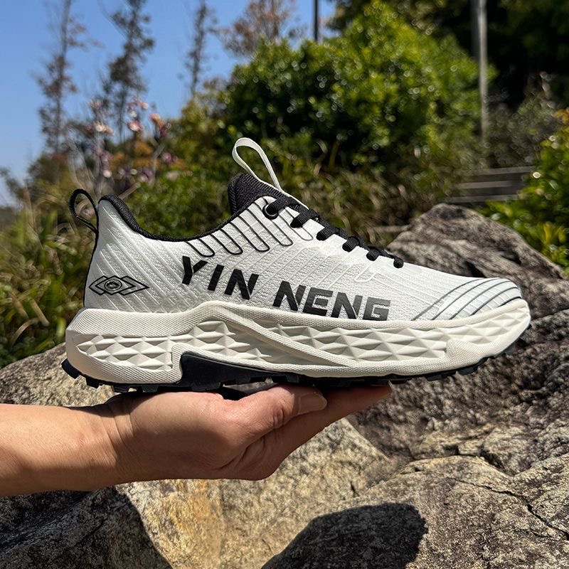 Professional Sports Shoes For  - огляд і ціна Women'S Shoes Vs Men'S
