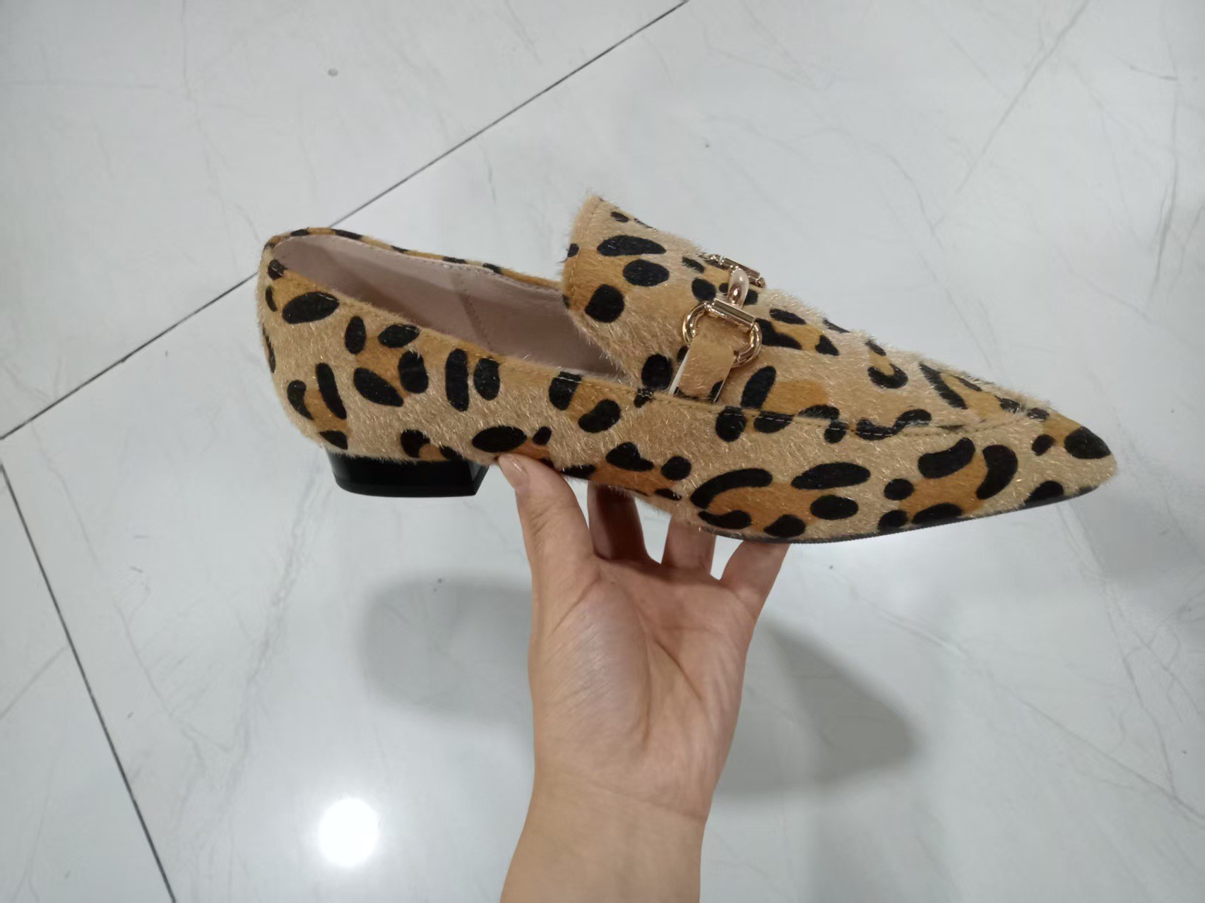 Large Size 40-43 Leopard Print - огляд і ціна Mule Slip On