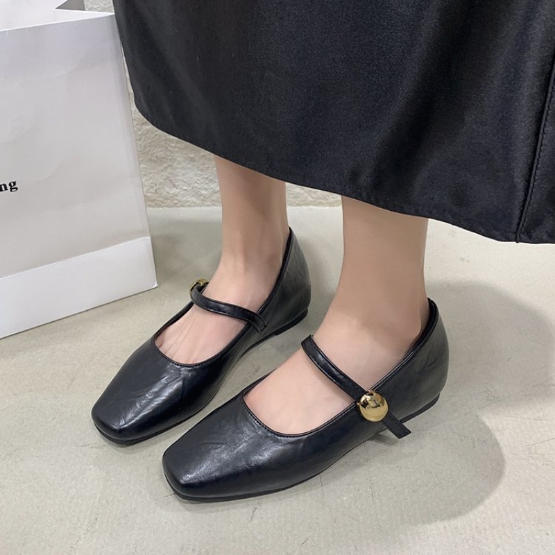 Ultra-Soft Leather Black Flats - огляд і ціна Women Shoes Black