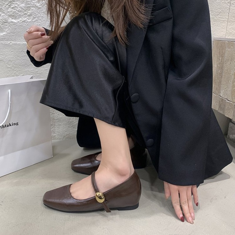 Ultra-Soft Leather Black Flats - огляд і ціна Women Shoes Black