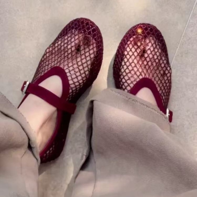 Hollow Rhinestone Baotou Sanda - огляд і ціна Mule Slip On