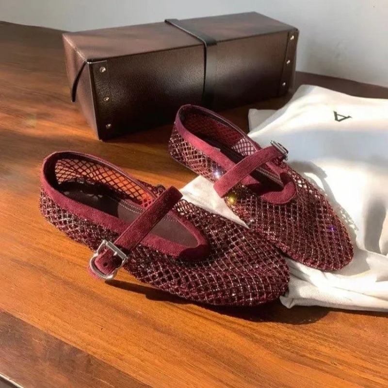 Hollow Rhinestone Baotou Sanda - огляд і ціна Mule Slip On